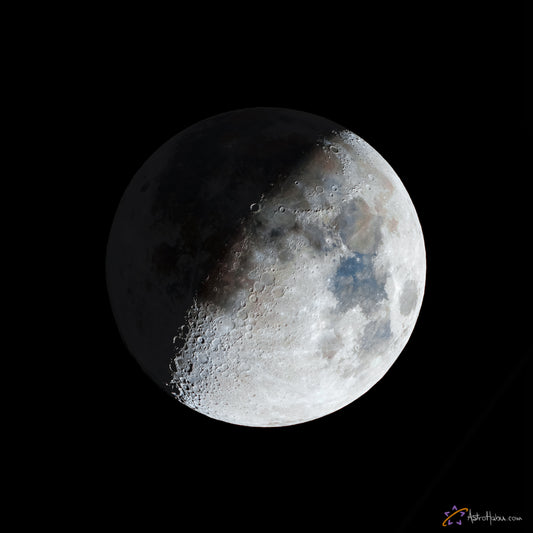 Luna crescente illuminata al 66%