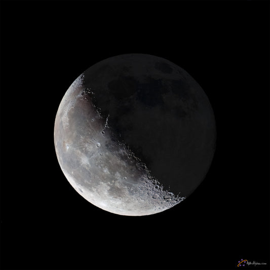 Luna calante illuminata al 42%