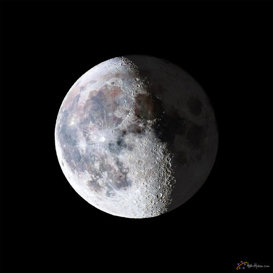 Luna calante illuminata al 70%